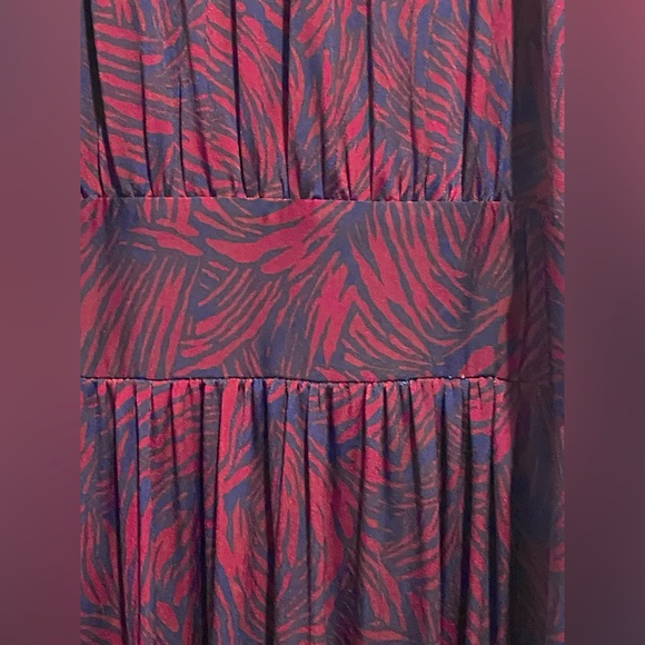 LOFT Maxi Dress β XS β Maroon & Navy Palm Print | Wedding Guest | Boho Chic - Picture 9 of 10